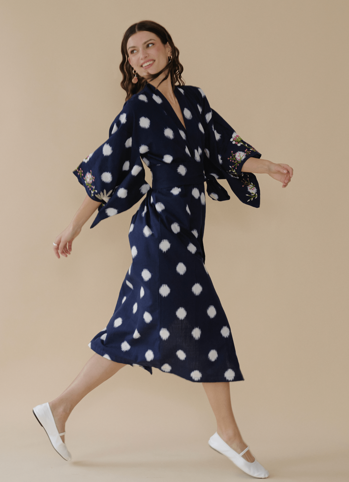 PUER AETERNUS Luxe Organische Katoenen Kimono & Badjas, Nomadisch PUER AETERNUS Luxe Organische Katoenen Kimono & Badjas, Nomadisch