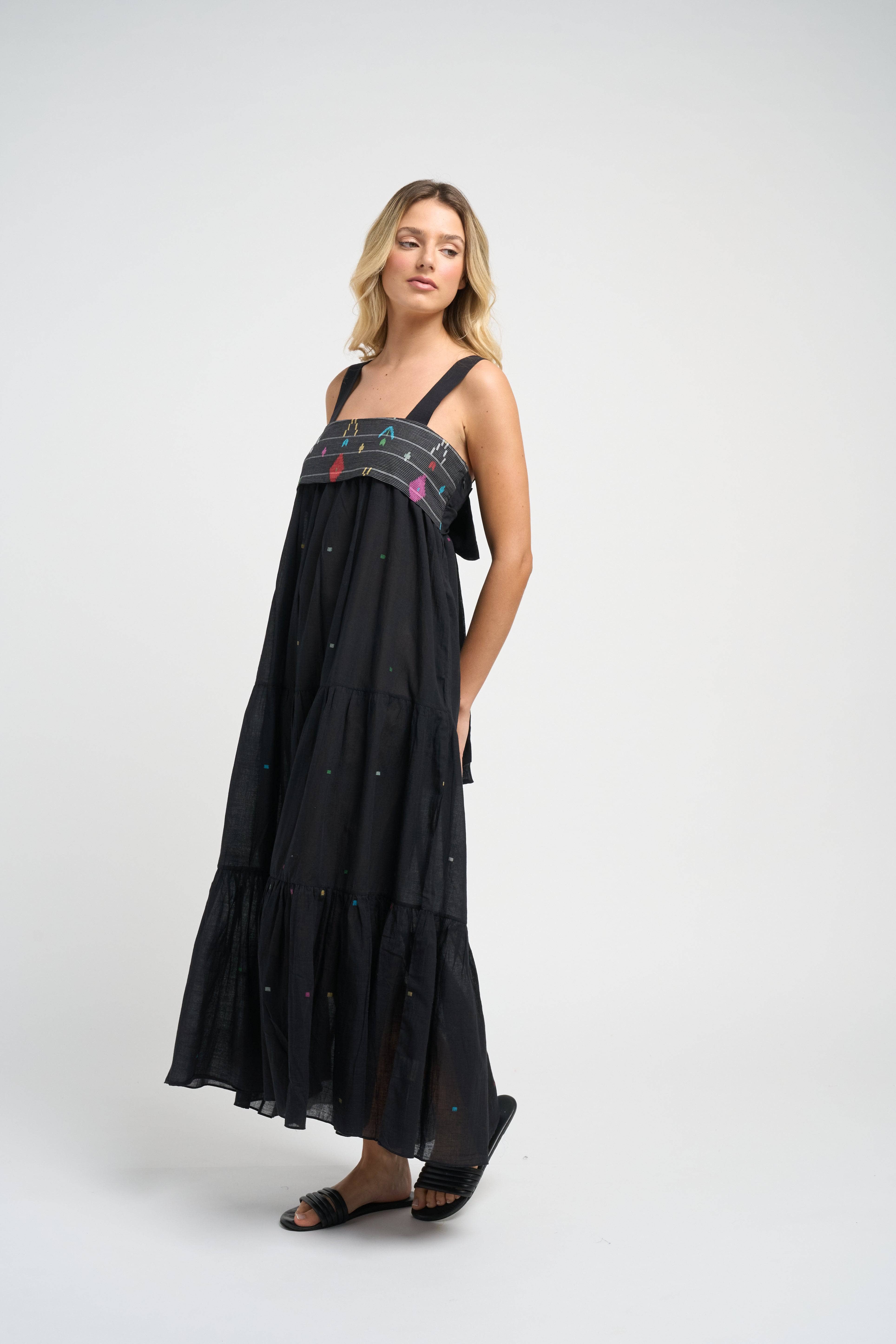 Isabella Jamdani Dress Black Handwoven Elegance | Guadalupe Design