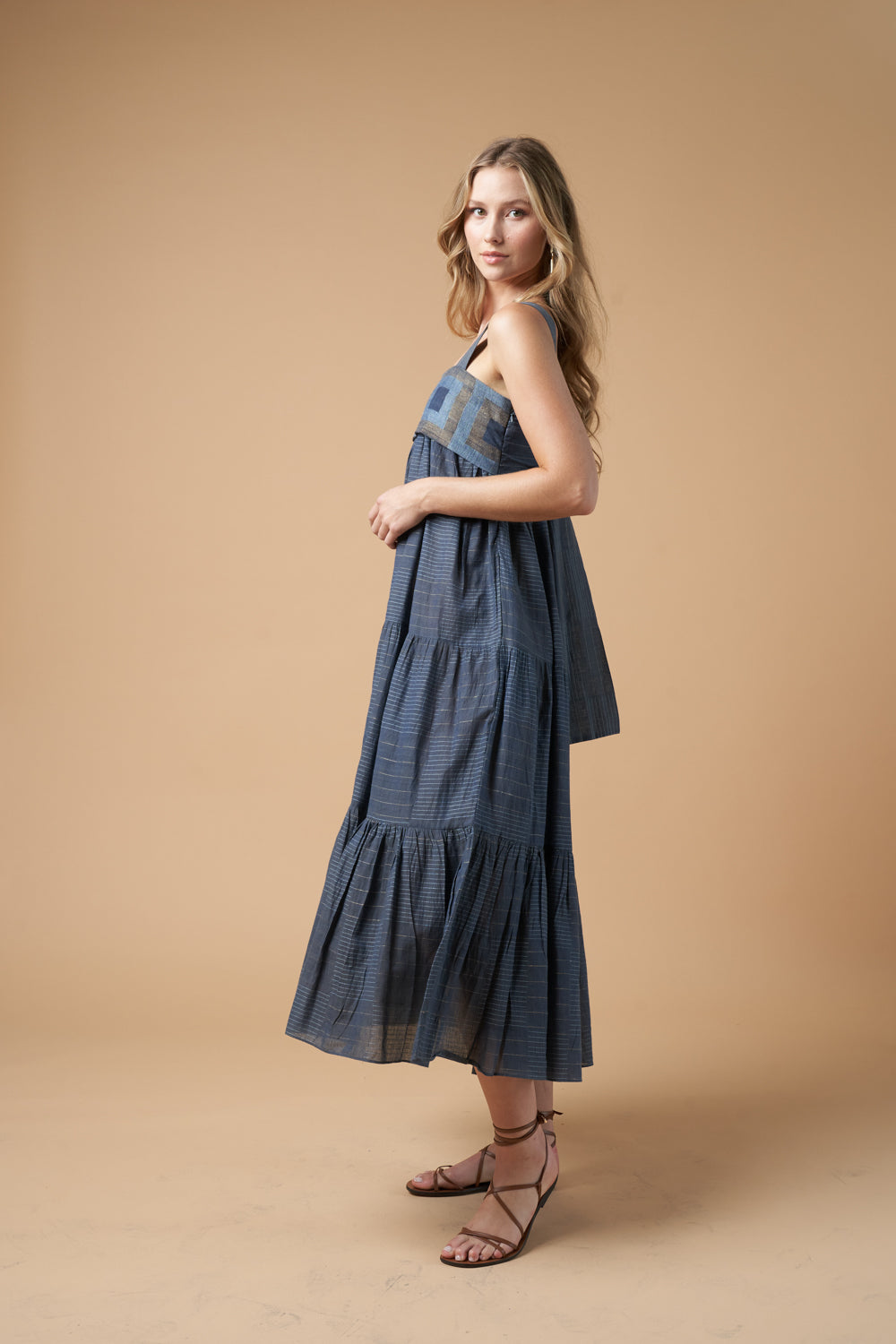 IsabellaDressDenimBlue_9_2f5240bb-1867-47e1-bfc1-4ddc7d7ee8ae.jpg