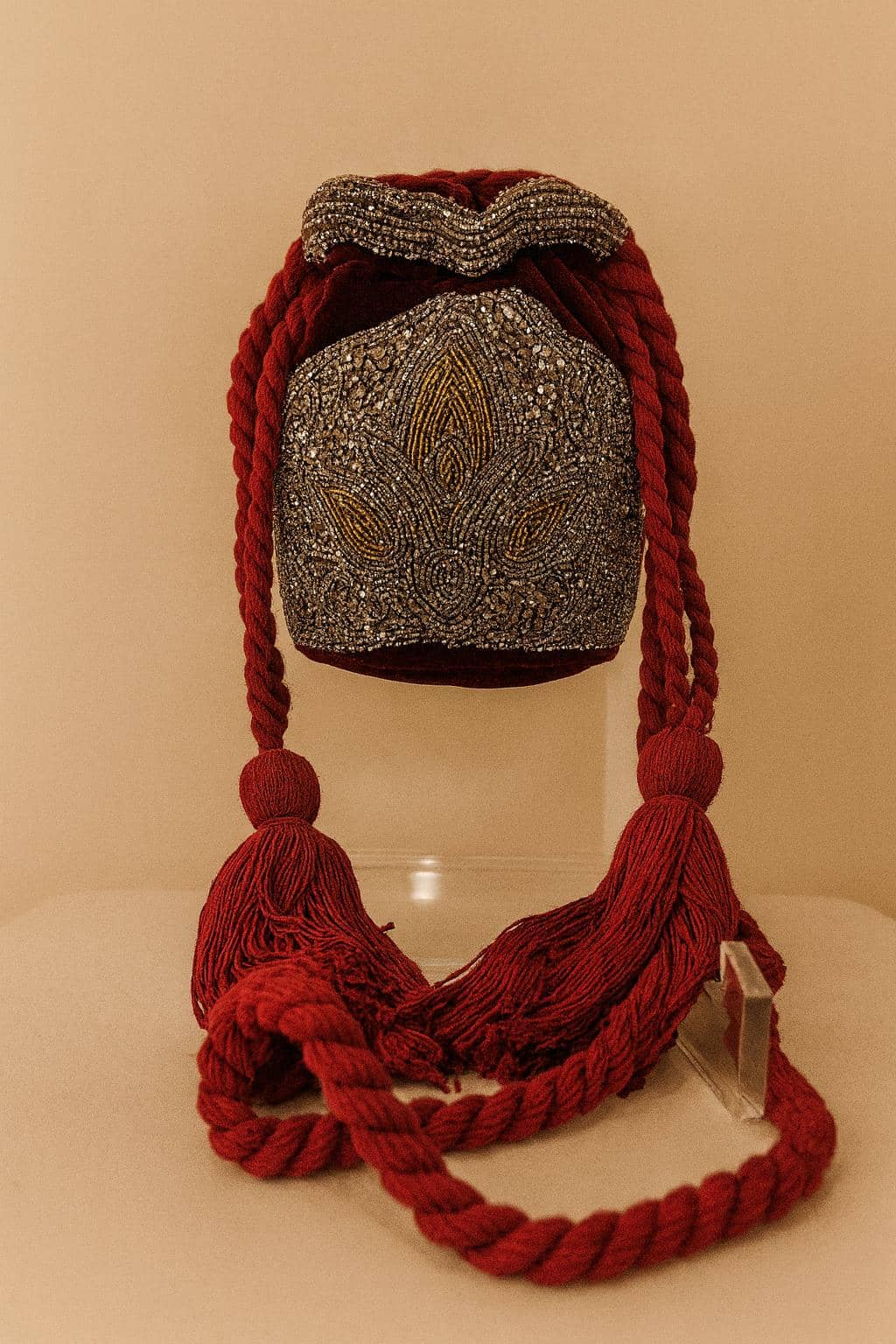 Tory Pouch Velvet